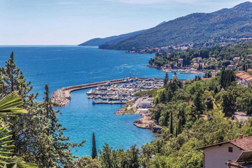 Breathtaking Sea View App For 2+1, Bbq ...... Daire Opatija Dış mekan fotoğraf